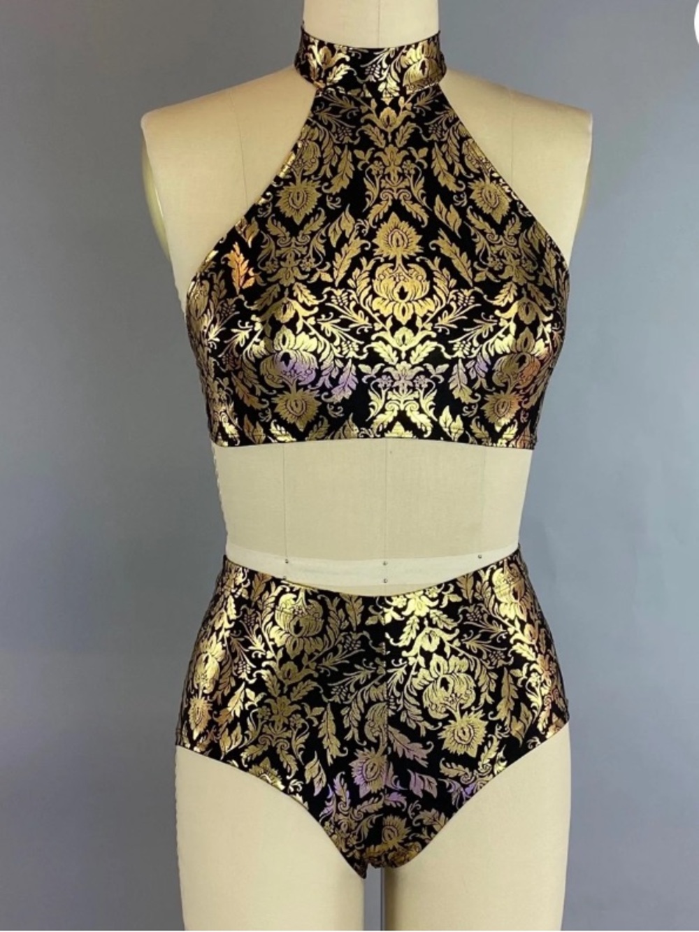NWT 4 Piece Set Dance Costume Crop Halter and High Waist Shorts, Black/Gold